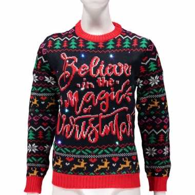 Camping dames foute kersttrui believe in magic of christmas met lichtjes/lampjes kopen